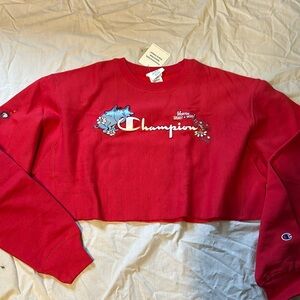 Champion Reverse Weave cropped sweatshirt in red.